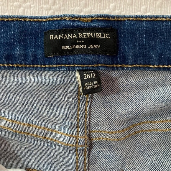 Banana Republic girlfriend jeans - Picture 4 of 5